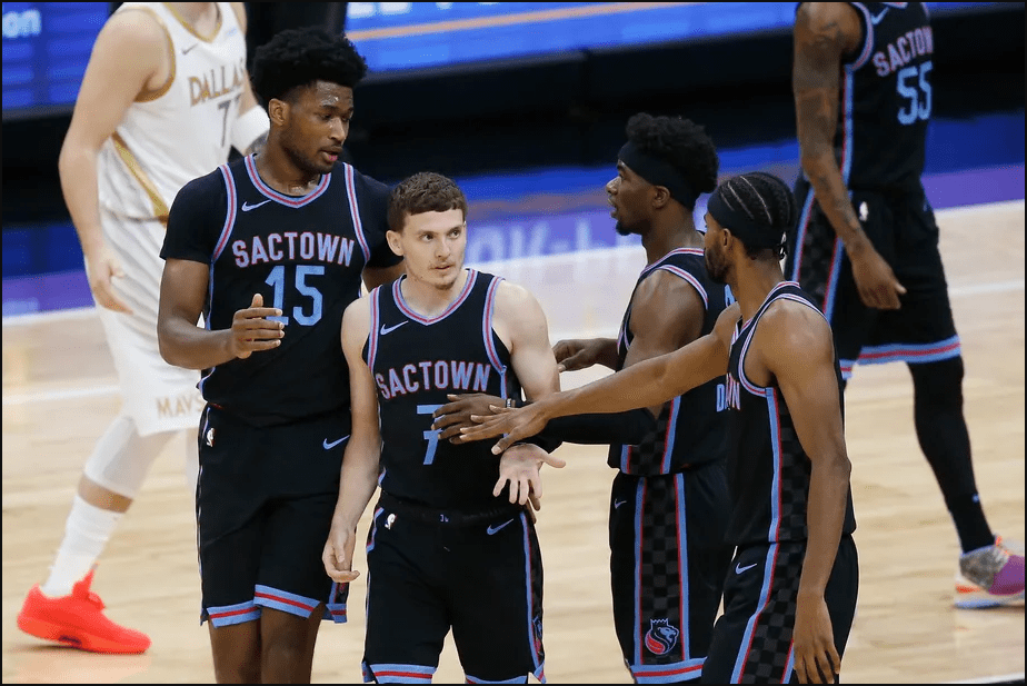 爱游戏中国官网-风云突变萨克拉门托国王清晨再遭质疑，全明星赛版图或变，态度坚定，高层口径保持一致(文明6风云变幻国家)