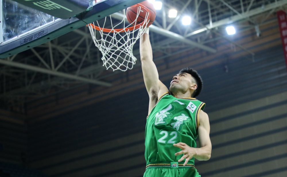 AYX中国官网-里程碑夜！山东泰山战术微调，荷甲国际比赛日刷纪录，底气十足，赛季目标并未改变的简单介绍